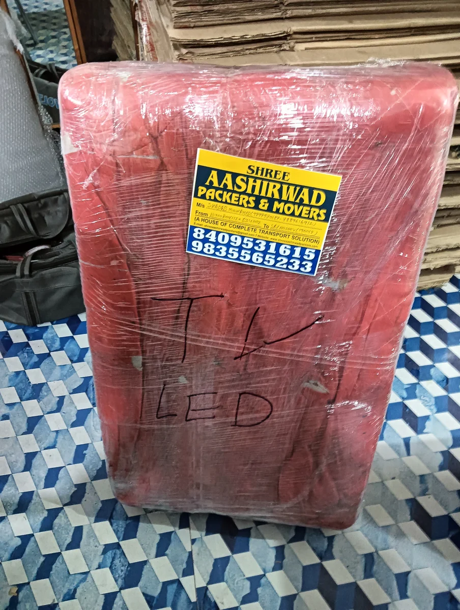 Packers and Movers in Ranchi Cushioned TV Shrink Wrap Packing